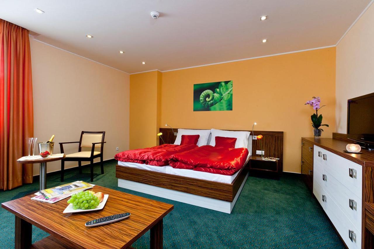 Hotel Viktor Bratislava Ngoại thất bức ảnh